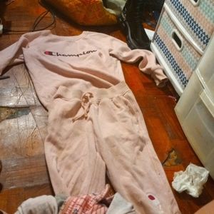 Champion out fit for kids